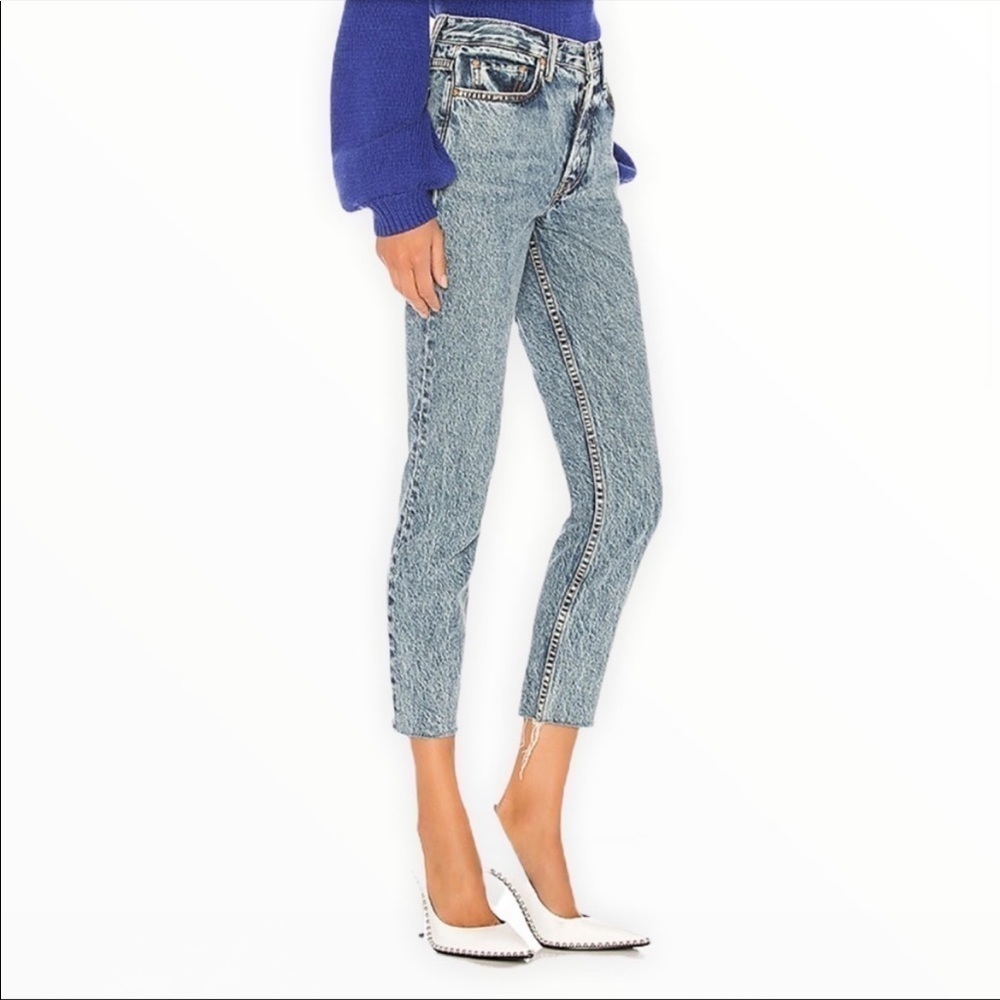 NWT GRLFRND Karolina Piece of Mind Light Acid Wash Raw Hem Button Fly Jeans - Picture 6 of 6